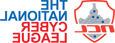 国家网络联盟的标志由红色组成, 用字母“N”屏蔽轮廓, 'C', 下半部分的红色字母“L”居中. 文字后面是一个带有蓝色元件和连接器的灰色电路板图像, 在盾牌内部，顶部有两个人面对面的白色轮廓. 单词“The National”在右边以蓝色堆叠在一起, 大写字母，下面的红色大写字母“Cyber League”堆叠在一起.